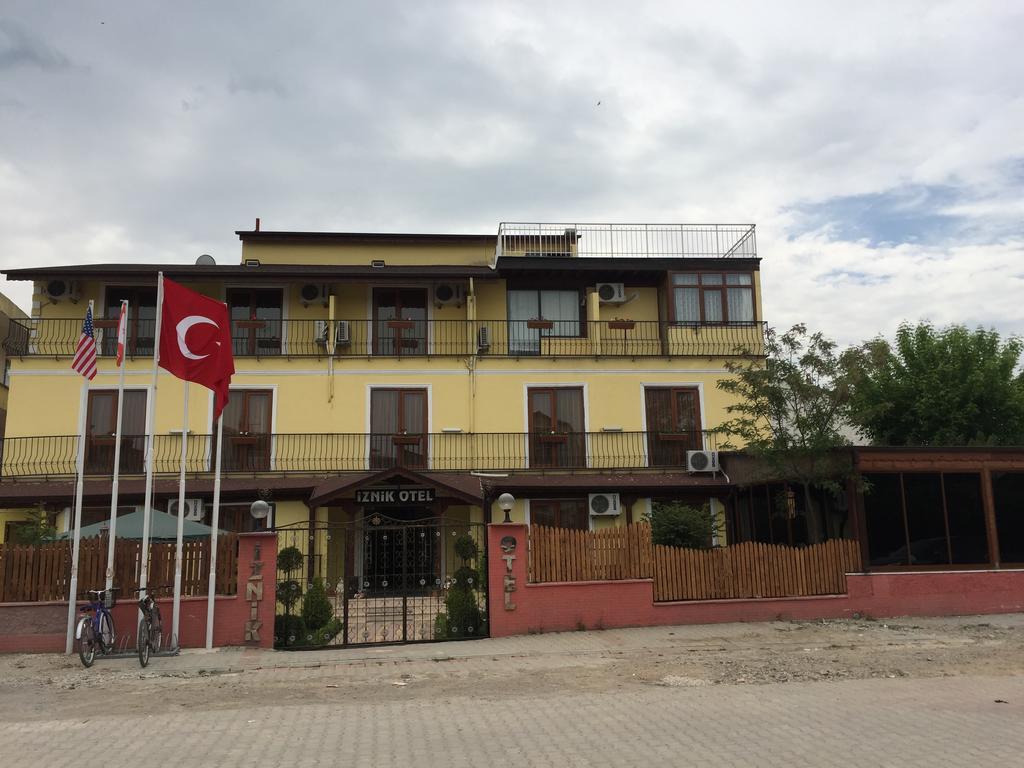 Flora Iznik Hotel & Suites Exterior photo